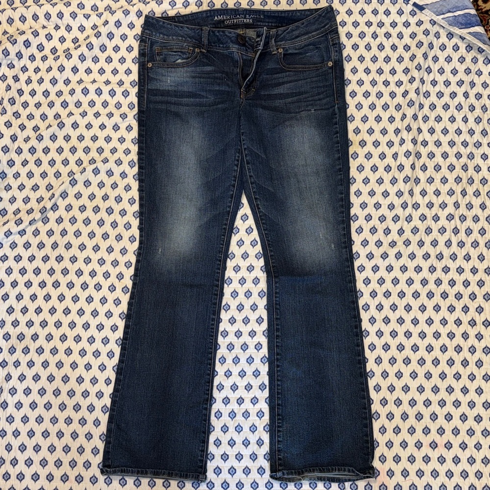 Women’s American Eagle Outfitters Dark Blue faded kick boot stretch Jeans 12L